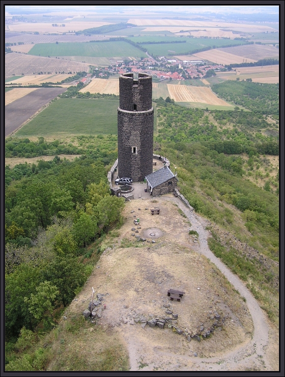 Hazmburk pohledem shora